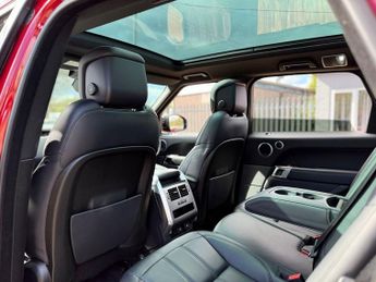 LAND ROVER RANGE ROVER SPORT 3.0 SD V6 HSE SUV 5dr Diesel Auto 4WD Euro 6 (s/s) (306 ps)