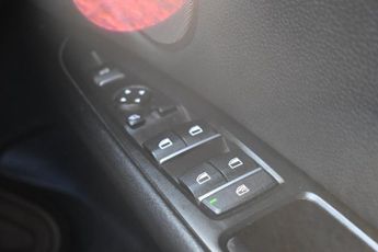 BMW X6 3.0 M50d SUV 5dr Diesel Auto xDrive Euro 6 (s/s) (381 ps)