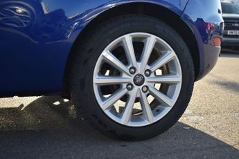 FORD FIESTA 1.6 Titanium Hatchback 3dr Petrol Powershift Euro 6 (105 ps)