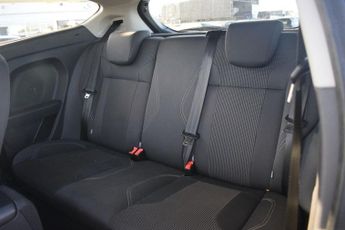 FORD FIESTA 1.6 Titanium Hatchback 3dr Petrol Powershift Euro 6 (105 ps)