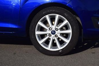 FORD FIESTA 1.6 Titanium Hatchback 3dr Petrol Powershift Euro 6 (105 ps)