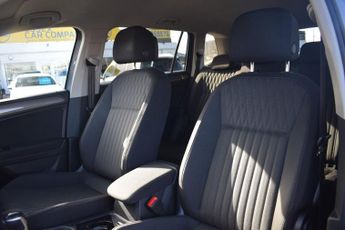 VOLKSWAGEN TIGUAN ALLSPACE 1.5 TSI Life SUV 5dr Petrol DSG Euro 6 (s/s) (150 ps)
