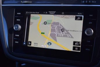 VOLKSWAGEN TIGUAN ALLSPACE 1.5 TSI Life SUV 5dr Petrol DSG Euro 6 (s/s) (150 ps)