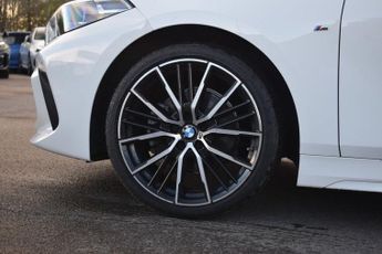 BMW 1 SERIES 1.5 118i M Sport (LCP) Hatchback 5dr Petrol DCT Euro 6 (s/s) (13
