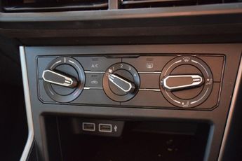 VOLKSWAGEN POLO 1.0 TSI GPF SE Hatchback 5dr Petrol DSG Euro 6 (s/s) (95 ps)