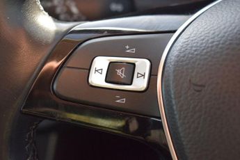 VOLKSWAGEN POLO 1.0 TSI GPF SE Hatchback 5dr Petrol DSG Euro 6 (s/s) (95 ps)