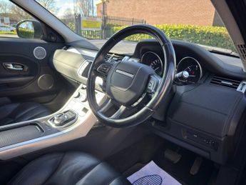 LAND ROVER RANGE ROVER EVOQUE 2.2 SD4 Pure SUV 5dr Diesel Auto 4WD Euro 5 (s/s) (190 ps)