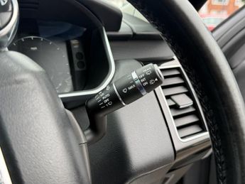 LAND ROVER RANGE ROVER SPORT 3.0 SD V6 HSE SUV 5dr Diesel Auto 4WD Euro 6 (s/s) (306 ps)