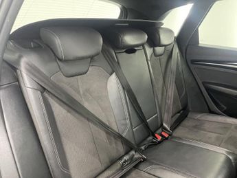 AUDI Q5 2.0 TDI 40 Black Edition SUV 5dr Diesel S Tronic quattro Euro 6 