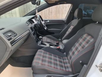 VOLKSWAGEN GOLF 2.0 TSI BlueMotion Tech GTI Hatchback 5dr Petrol DSG Euro 6 (s/s
