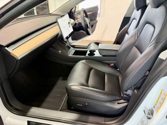 TESLA Model 3 (Dual Motor) Performance Saloon 4dr Electric Auto 4WDE (Performa