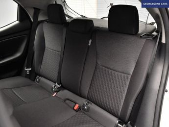 TOYOTA YARIS 1.5 VVT-h Icon Hatchback 5dr Petrol Hybrid E-CVT Euro 6 (s/s) (1