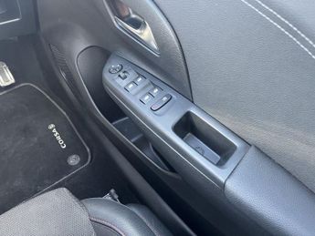VAUXHALL Corsa Electric 50kWh GS Hatchback 5dr Electric Auto (136 ps)
