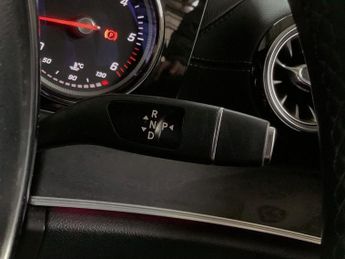 MERCEDES-BENZ E-CLASS 2.0 E220d AMG Line (Premium Plus) Cabriolet 2dr Diesel G-Tronic+