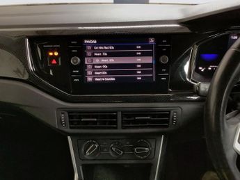 VOLKSWAGEN POLO 1.0 TSI Life Hatchback 5dr Petrol DSG Euro 6 (s/s) (95 ps)