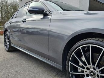 MERCEDES-BENZ E CLASS 2.9 E400d AMG Line Night Edition (Premium Plus) Saloon 4dr Diese