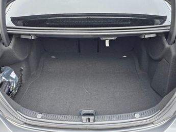 MERCEDES-BENZ E-CLASS 2.9 E400d AMG Line Night Edition (Premium Plus) Saloon 4dr Diese