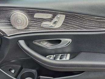 MERCEDES-BENZ E CLASS 2.9 E400d AMG Line Night Edition (Premium Plus) Saloon 4dr Diese