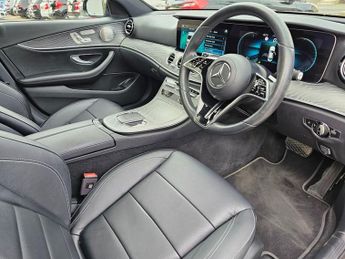 MERCEDES-BENZ E-CLASS 2.9 E400d AMG Line Night Edition (Premium Plus) Saloon 4dr Diese