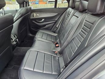 MERCEDES-BENZ E-CLASS 2.9 E400d AMG Line Night Edition (Premium Plus) Saloon 4dr Diese