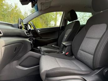 HYUNDAI TUCSON 1.6 T-GDi SE Nav SUV 5dr Petrol DCT Euro 6 (s/s) (177 ps)