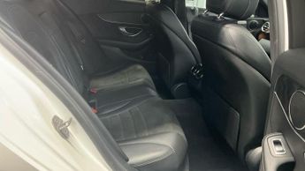 MERCEDES-BENZ C-CLASS 2.0 C300d AMG Line Saloon 4dr Diesel G-Tronic+ Euro 6 (s/s) (245