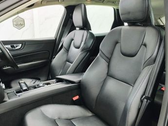 VOLVO XC60 2.0h T6 Recharge 11.6kWh Inscription Expression SUV 5dr Petrol P