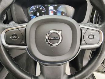 VOLVO XC60 2.0h T6 Recharge 11.6kWh Inscription Expression SUV 5dr Petrol P