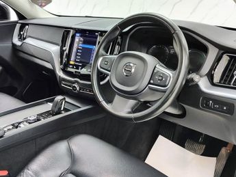 VOLVO XC60 2.0h T6 Recharge 11.6kWh Inscription Expression SUV 5dr Petrol P