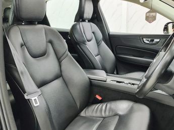 VOLVO XC60 2.0h T6 Recharge 11.6kWh Inscription Expression SUV 5dr Petrol P