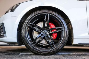 AUDI A5 2.0 TDI 40 S line Coupe 2dr Diesel S Tronic quattro Euro 6 (s/s)