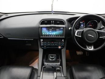 JAGUAR F-PACE 2.0 D240 R-Sport SUV 5dr Diesel Auto AWD Euro 6 (s/s) (240 ps)