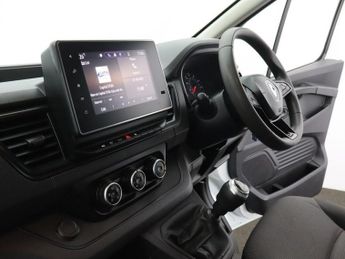 RENAULT TRAFIC 2.0 dCi Blue LL30 Business+ Panel Van 5dr Diesel Manual L2 H1 Eu