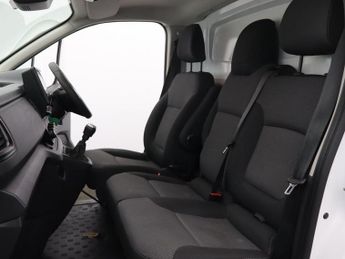 RENAULT TRAFIC 2.0 dCi Blue LL30 Business+ Panel Van 5dr Diesel Manual L2 H1 Eu