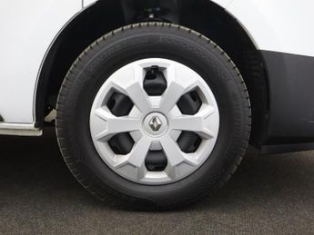 RENAULT TRAFIC 2.0 dCi Blue LL30 Business+ Panel Van 5dr Diesel Manual L2 H1 Eu