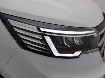 RENAULT TRAFIC 2.0 dCi Blue LL30 Business+ Panel Van 5dr Diesel Manual L2 H1 Eu