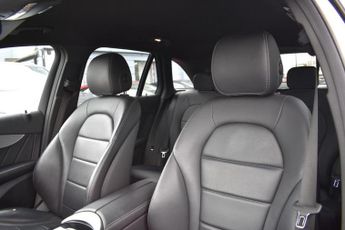 MERCEDES-BENZ GLC 2.1 GLC220d AMG Line SUV 5dr Diesel G-Tronic 4MATIC Euro 6 | HEA