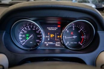 LAND ROVER DISCOVERY SPORT 2.2 SD4 HSE SUV 5dr Diesel Auto 4WD Euro 5 (s/s) (190 ps)