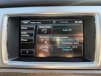 JAGUAR XF 2.2d Luxury Saloon 4dr Diesel Auto Euro 5 (s/s) (163 ps)