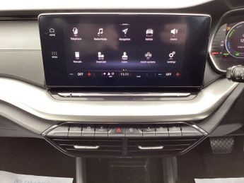 SKODA OCTAVIA 1.4 TSI iV 13kWh SE Technology Estate 5dr Petrol Plug-in Hybrid 