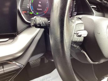 SKODA OCTAVIA 1.4 TSI iV 13kWh SE Technology Estate 5dr Petrol Plug-in Hybrid 