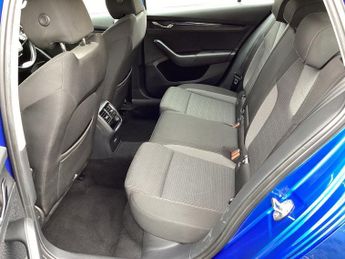 SKODA OCTAVIA 1.4 TSI iV 13kWh SE Technology Estate 5dr Petrol Plug-in Hybrid 