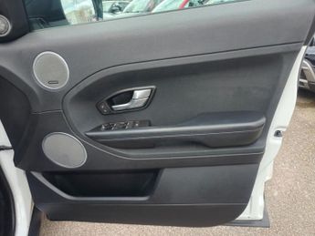 LAND ROVER RANGE ROVER EVOQUE 2.2 SD4 Pure SUV 5dr Diesel Auto 4WD Euro 5 (s/s) (190 ps)