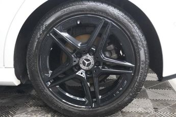 MERCEDES-BENZ A-CLASS 1.3 A180 AMG Line (Premium) Hatchback 5dr Petrol 7G-DCT Euro 6 (