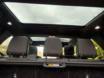 LAND ROVER DISCOVERY 3.0 TD V6 HSE SUV 5dr Diesel Auto 4WD Euro 6 (s/s) (258 ps)