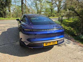 PORSCHE TAYCAN Performance Plus 93.4kWh 4S Saloon 4dr Electric Auto 4WD (11kW C