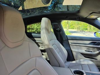 PORSCHE TAYCAN Performance Plus 93.4kWh 4S Saloon 4dr Electric Auto 4WD (11kW C