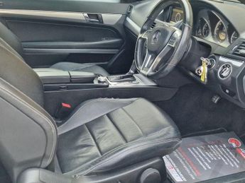 MERCEDES-BENZ E-CLASS 2.1 E250 CDI BlueEfficiency Sport Cabriolet 2dr Diesel G-Tronic+