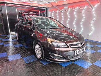 VAUXHALL ASTRA 1.6 16V Exclusiv Sports Tourer 5dr Petrol Auto Euro 5 (115 ps)