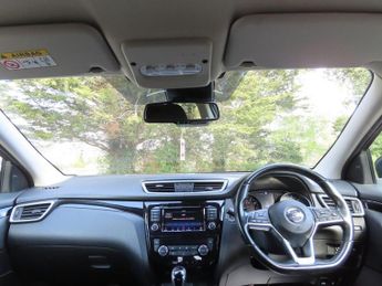NISSAN QASHQAI 1.3 DIG-T N-Connecta DCT Auto Euro 6 (s/s) 5dr